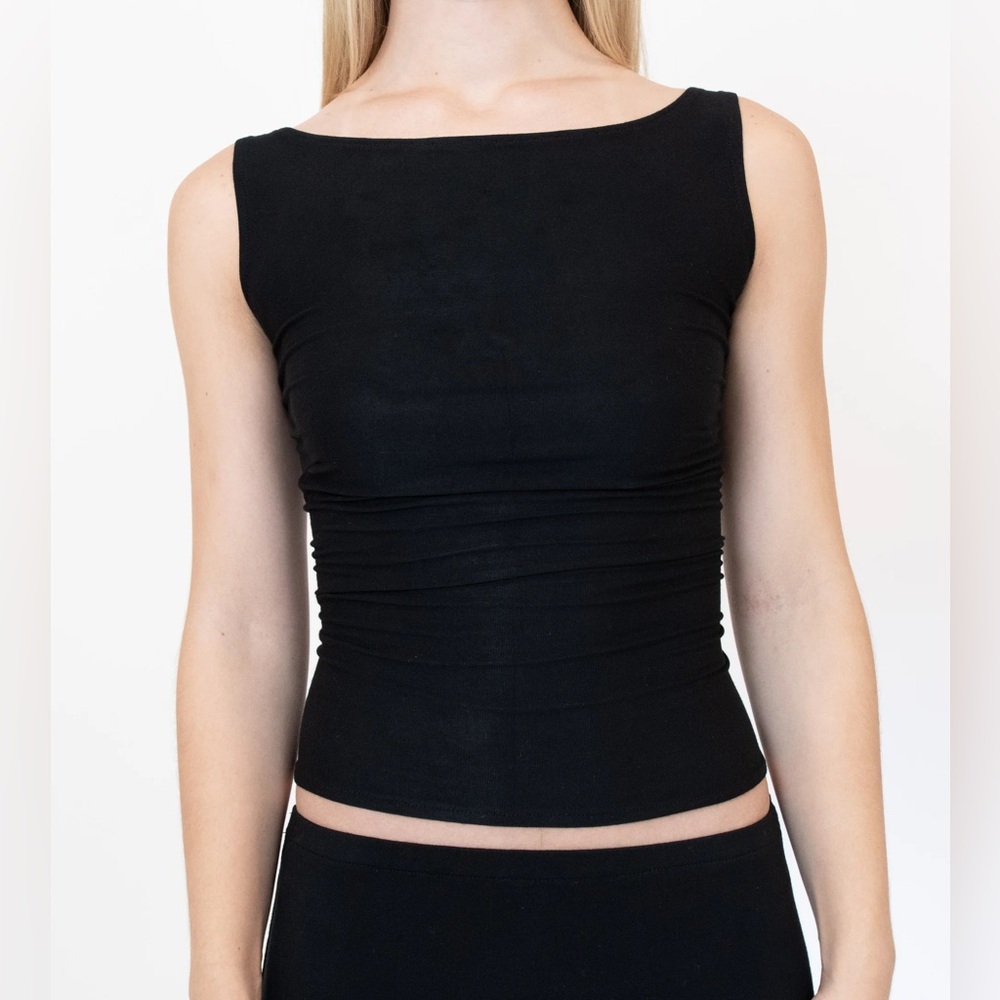 Olivia Hurst Stone Top